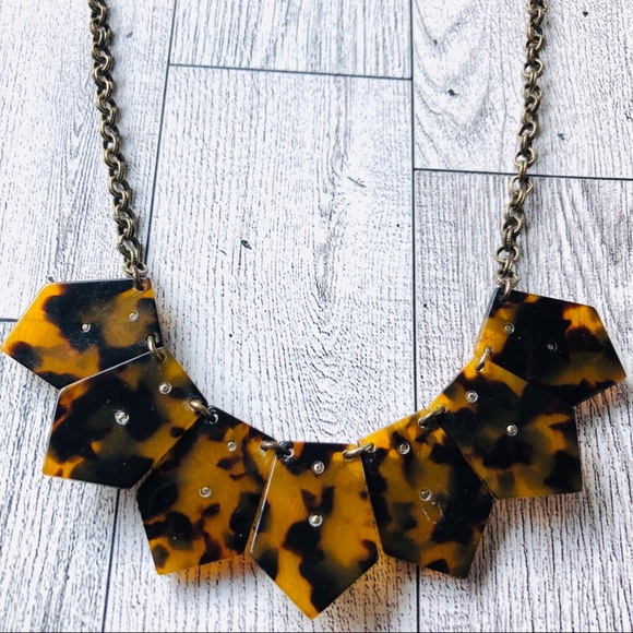 LOFT Faux Tortoise Shell Crystal Rhinestones Necklace - Picture 4 of 5